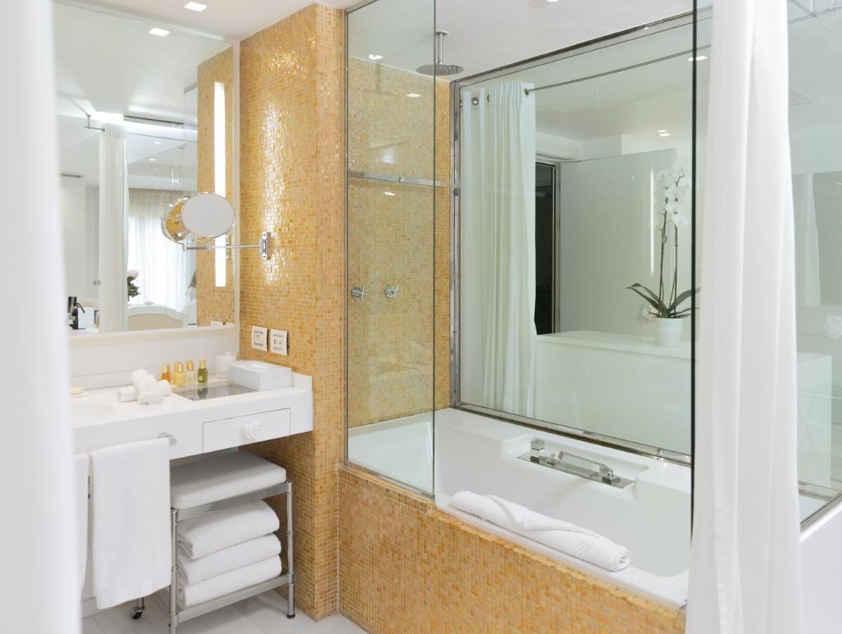 Boscolo Nice Hotel & Spa Kültér fotó A shower enclosure