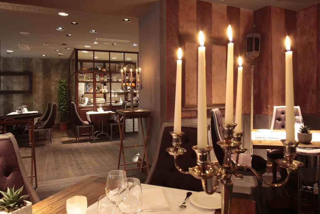 Boscolo Nice Hotel & Spa Kültér fotó Restaurant "Le Celler"